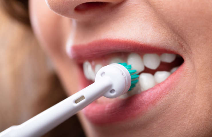 Folgen einer Zahnabrasion behandeln